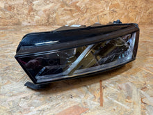 Laden Sie das Bild in den Galerie-Viewer, Frontscheinwerfer Skoda Octavia IV 5E4941015A LED Links Scheinwerfer Headlight SCH2114090507wt