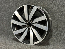 Load image into Gallery viewer, 1x Alufelge 18 Zoll 7N0601025P VW Sharan Rim Wheel FEL2200050469nx