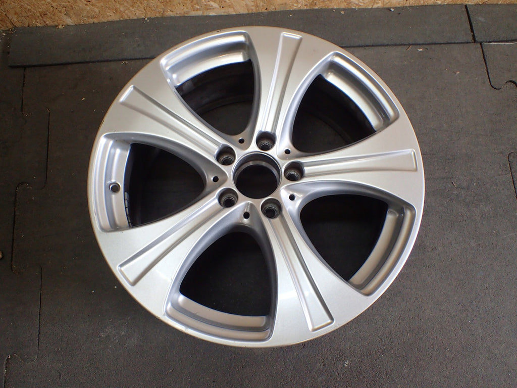 1x Alufelge 18 Zoll 8.0" 5x112 38ET Silber A2534010800 Mercedes-Benz Glc