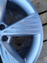 Load image into Gallery viewer, 1x Alufelge 19 Zoll 8.0" 5x112 Glanz 89A601025B Audi E-Tron Rim Wheel FEL9481665651ky