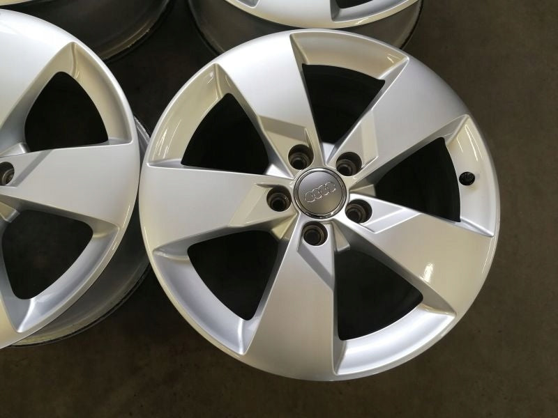 4x Alufelge 17 Zoll 7.0" 5x112 47ET Glanz Silber 8S0601025 Audi A3 Rim Wheel FEL7252538056hc