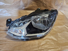 Laden Sie das Bild in den Galerie-Viewer, Frontscheinwerfer VW Van 2236181 5702961H Links Scheinwerfer Headlight