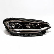 Laden Sie das Bild in den Galerie-Viewer, Frontscheinwerfer VW Sportsvan 517941114A LED Rechts Scheinwerfer Headlight