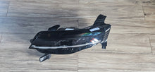 Laden Sie das Bild in den Galerie-Viewer, Frontscheinwerfer Renault Megane E-Tech 260606256R Links Scheinwerfer Headlight SCH2054050129rn