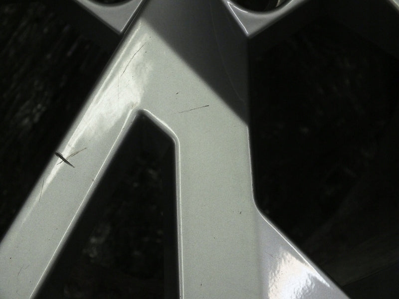 1x Alufelge 17 Zoll 7.0" 5x112 45ET Glanz Silber 5E0601025 Skoda Rim Wheel