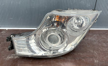 Load image into Gallery viewer, Frontscheinwerfer Mercedes-Benz A9608200639 Xenon Links Scheinwerfer Headlight SCH7882076178za