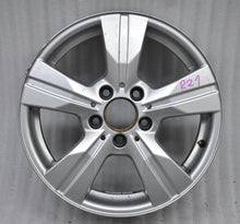 Laden Sie das Bild in den Galerie-Viewer, 1x Alufelge 16 Zoll 6.0&quot; 5x112 46ET Glanz Silber A1694012202 Mercedes-Benz W169