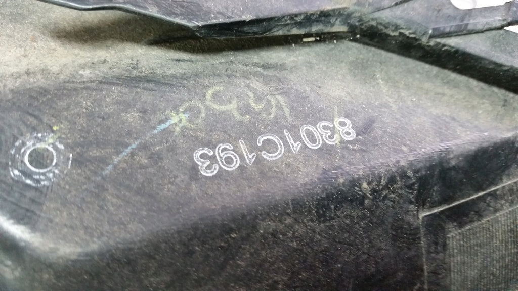 Frontscheinwerfer Mitsubishi Space Star W0504 8301C193 Links Headlight