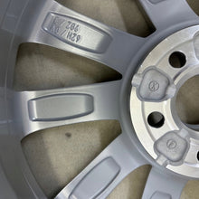 Load image into Gallery viewer, 1x Alufelge 17 Zoll 6.5" 5x100 40ET Glanz Silber 657601025D Skoda Scala Kamiq I FEL5288702868xb