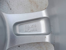 Load image into Gallery viewer, 1x Alufelge 15 Zoll 43ET Glanz Silber 1U0601025A Skoda Octavia I Rim Wheel FEL1447032344uo