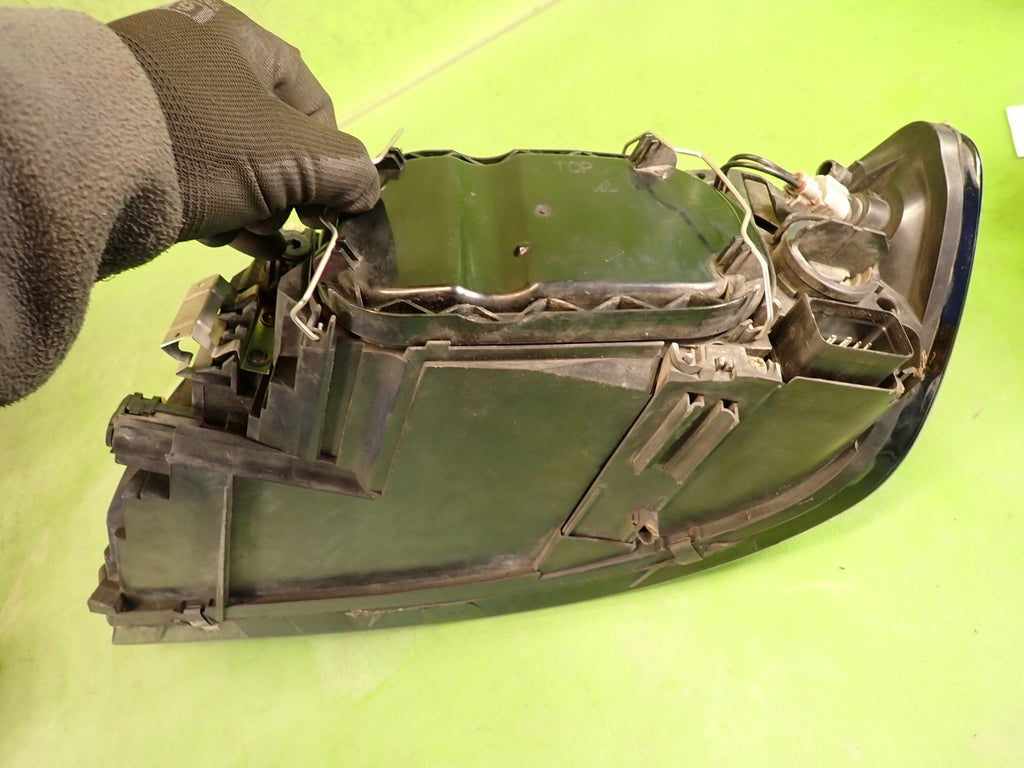 Frontscheinwerfer Volvo S40 II 31335246 0301198276 Xenon Rechts Headlight SCH5184248100in