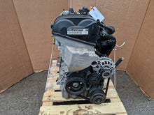 Laden Sie das Bild in den Galerie-Viewer, Motor Seat Skoda VW CHYB 1.0 MPI 75PS 55kW 65TKm 2016 Benzin Engine Komplett