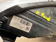 Laden Sie das Bild in den Galerie-Viewer, Frontscheinwerfer Ford Grand C-Max C344MCA Vorderseite Scheinwerfer Headlight SCH8458492524ze