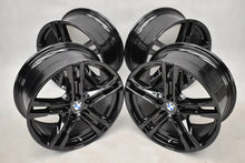 Laden Sie das Bild in den Galerie-Viewer, 4x Alufelge 18 Zoll 8.0" 5x112 57ET Glanz Schwarz 8092352 BMW F44 1 F40 FEL4537053050ge