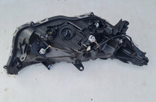 Load image into Gallery viewer, Frontscheinwerfer Toyota Rav V 4 811500R190 Full LED Links Headlight SCH1514845330fd