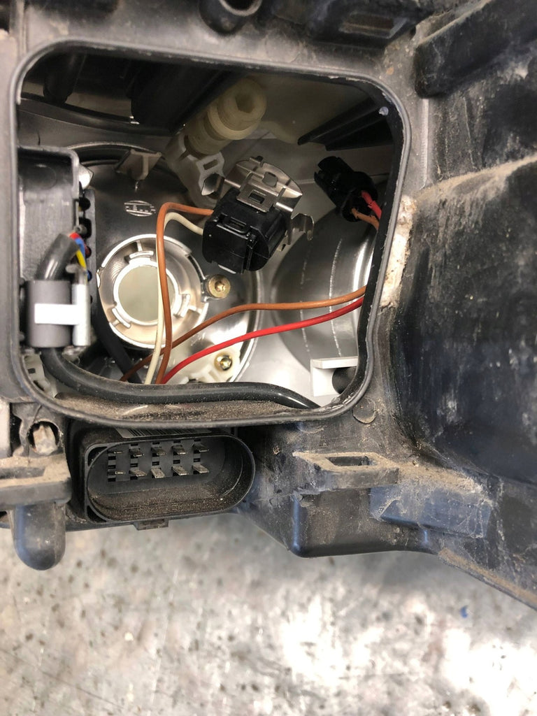 Frontscheinwerfer Audi A8 4E0907813 5DV088290 Bi-Xenon Rechts Headlight