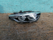 Laden Sie das Bild in den Galerie-Viewer, Frontscheinwerfer BMW F30 7365596 7365595 Ein Stück (Rechts oder Links)