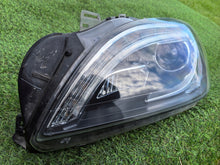 Laden Sie das Bild in den Galerie-Viewer, Frontscheinwerfer Mercedes-Benz W166 A1668205459 Bi-Xenon Links Headlight SCH3712703495oq