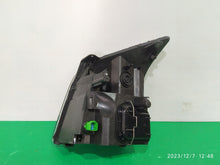 Laden Sie das Bild in den Galerie-Viewer, Frontscheinwerfer Ford Transit 6C11-13W029-CD Rechts Scheinwerfer Headlight