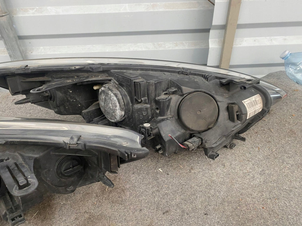 Frontscheinwerfer Renault Megane III 30128820400 Ein Satz Scheinwerfer Headlight SCH4569333248jt