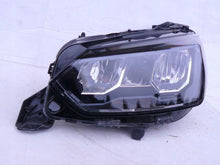 Laden Sie das Bild in den Galerie-Viewer, Frontscheinwerfer Peugeot 2008 208 II 9833036380 Full LED Links Headlight SCH8356761974yc