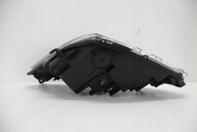 Laden Sie das Bild in den Galerie-Viewer, Frontscheinwerfer Toyota Yaris 811300DJ90 Rechts Scheinwerfer Headlight SCH4291947337py