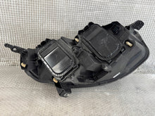 Laden Sie das Bild in den Galerie-Viewer, Frontscheinwerfer Opel Vivaro A 9808567780 Links Scheinwerfer Headlight