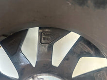 Laden Sie das Bild in den Galerie-Viewer, 1x Alufelge 16 Zoll 7.0" 5x100 6V0601025 Skoda Fabia Iii Rim Wheel FEL6888735828gr