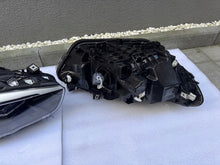Laden Sie das Bild in den Galerie-Viewer, Frontscheinwerfer BMW 1 F21 F20 8492459 8739576 Ein Satz Scheinwerfer Headlight SCH6798484050vb
