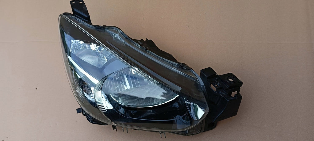 Frontscheinwerfer Mazda II DB5J-51030 LED Rechts Scheinwerfer Headlight