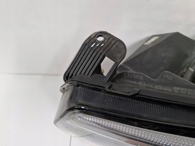 Frontscheinwerfer Renault Master III 260607867R Links Scheinwerfer Headlight SCH1997053130eg