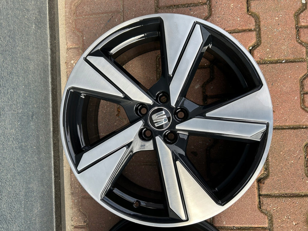4x Alufelge 18 Zoll 7.0" 5x100 51ET Glanz Silber 6F0071498A Cupra Ibiza I FEL7630037235ss