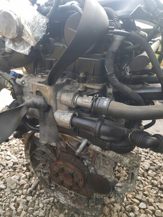 Motor Citroën Peugeot C3 I 208 HM01 1.2 VTI 135TKm 2014 Benzin Engine Komplett MOT3872758361xc