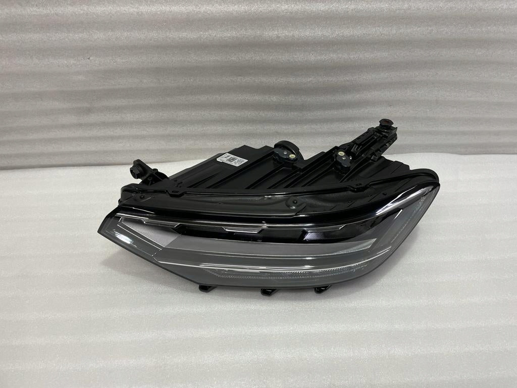 Frontscheinwerfer VW Passat B8 3G1941035P full LED Ein Stück (Rechts oder Links)