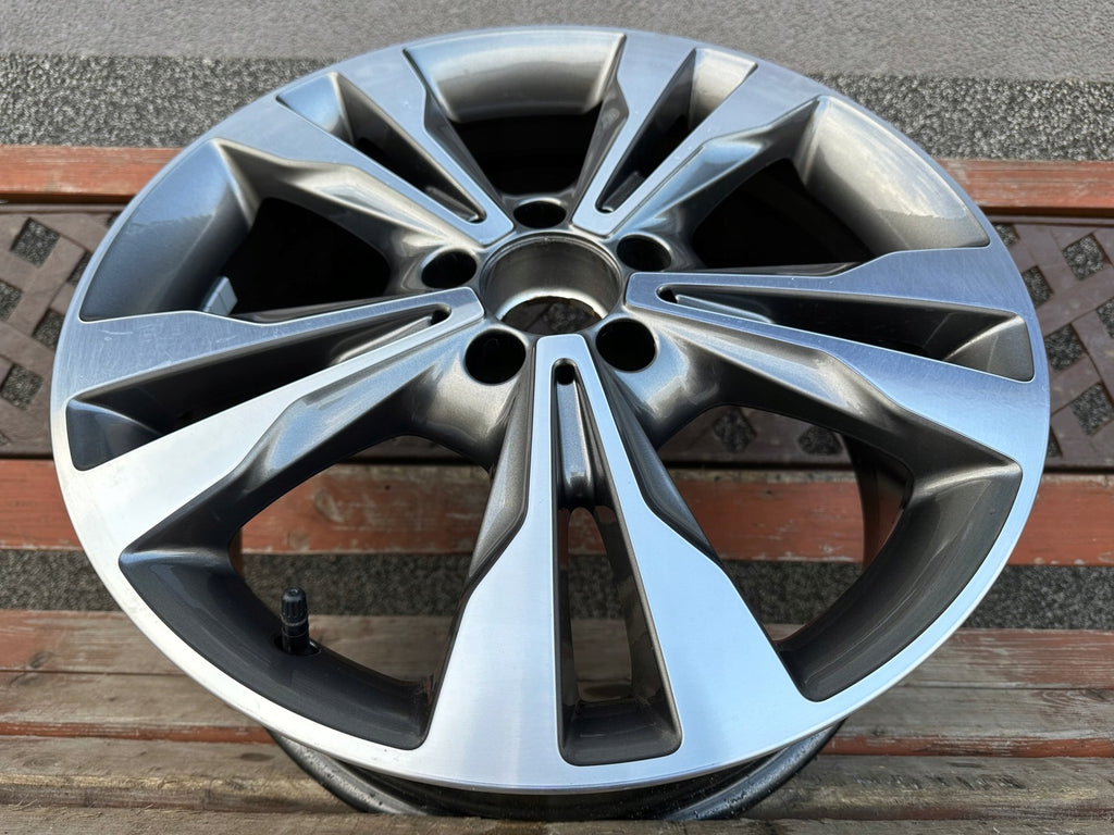 1x Alufelge 18 Zoll 7.5" 5x112 52ET A4474010501 Mercedes-Benz Vito W447