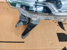 Laden Sie das Bild in den Galerie-Viewer, Frontscheinwerfer Renault Espace 260601628R LED Ein Stück (Rechts oder Links) SCH1466275792ww