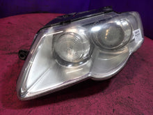 Load image into Gallery viewer, Frontscheinwerfer VW Passat 3C0941751G Xenon Links Scheinwerfer Headlight SCH8905021861nx