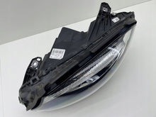 Laden Sie das Bild in den Galerie-Viewer, Frontscheinwerfer Mercedes-Benz W246 A2469066901 Full LED Links Headlight SCH2677952414yc