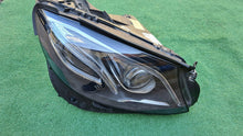 Laden Sie das Bild in den Galerie-Viewer, Frontscheinwerfer Mercedes-Benz W213 A2139067606KZ Full LED Rechts Headlight SCH6197249054ew