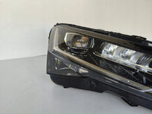 Laden Sie das Bild in den Galerie-Viewer, Frontscheinwerfer Skoda Superb III 3V1941016D Full LED Rechts Headlight