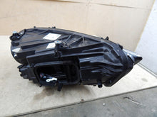Laden Sie das Bild in den Galerie-Viewer, Frontscheinwerfer Mercedes-Benz W177 A1779064703 Links Scheinwerfer Headlight SCH5342427560vn