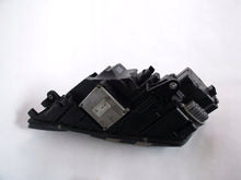 Laden Sie das Bild in den Galerie-Viewer, Frontscheinwerfer Skoda Octavia III 5E1941016D Full LED FALSE Headlight SCH1289100474pu