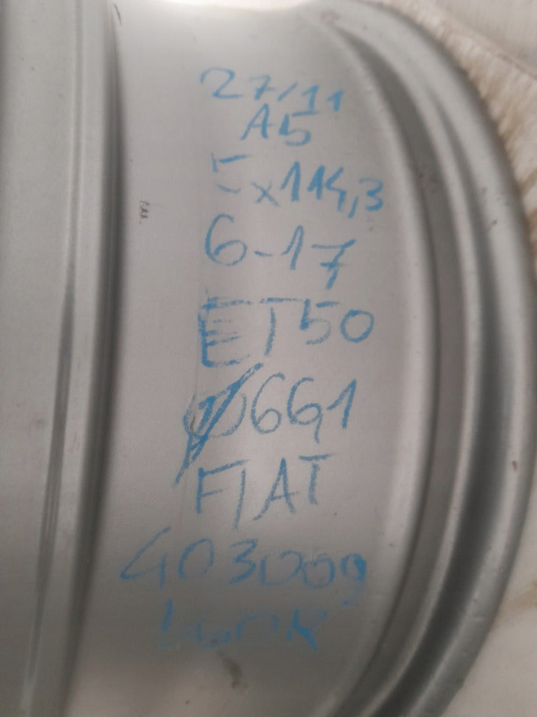 1x Alufelge 17 Zoll 6.0" 5x114.3 50ET Glanz Grau 403009560R Fiat 1 Rim Wheel FEL8566120371rb