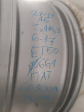Laden Sie das Bild in den Galerie-Viewer, 1x Alufelge 17 Zoll 6.0" 5x114.3 50ET Glanz Grau 403009560R Fiat 1 Rim Wheel FEL8566120371rb