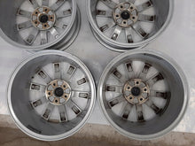 Laden Sie das Bild in den Galerie-Viewer, 4x Alufelge 16 Zoll 6.0" 5x100 45ET 2G0071496 VW Polo Rim Wheel FEL1717969854sd