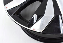 Laden Sie das Bild in den Galerie-Viewer, 1x Alufelge 17 Zoll 6.5" 5x100 39ET Glanz Silber 2GM601025E VW T-Cross Rim Wheel FEL5732799551mg