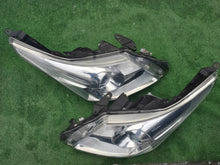 Laden Sie das Bild in den Galerie-Viewer, Frontscheinwerfer Toyota Avensis H279GR-DE H279GL-DE Ein Satz Headlight SCH4646816360up