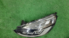 Load image into Gallery viewer, Frontscheinwerfer Renault Clio 260605046R FULL LED Links Scheinwerfer Headlight