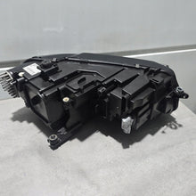 Laden Sie das Bild in den Galerie-Viewer, Frontscheinwerfer BMW 5NB941081A Laser Links Scheinwerfer Headlight SCH7898409640up