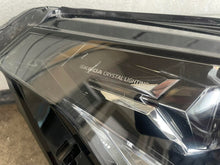Laden Sie das Bild in den Galerie-Viewer, Frontscheinwerfer Skoda Enyaq 5az 1EX014773-82 5LB941016G Full LED Rechts SCH9359752048kr
